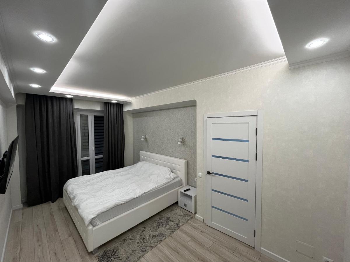Dendrarium Park Apartment Chisináu Exterior foto